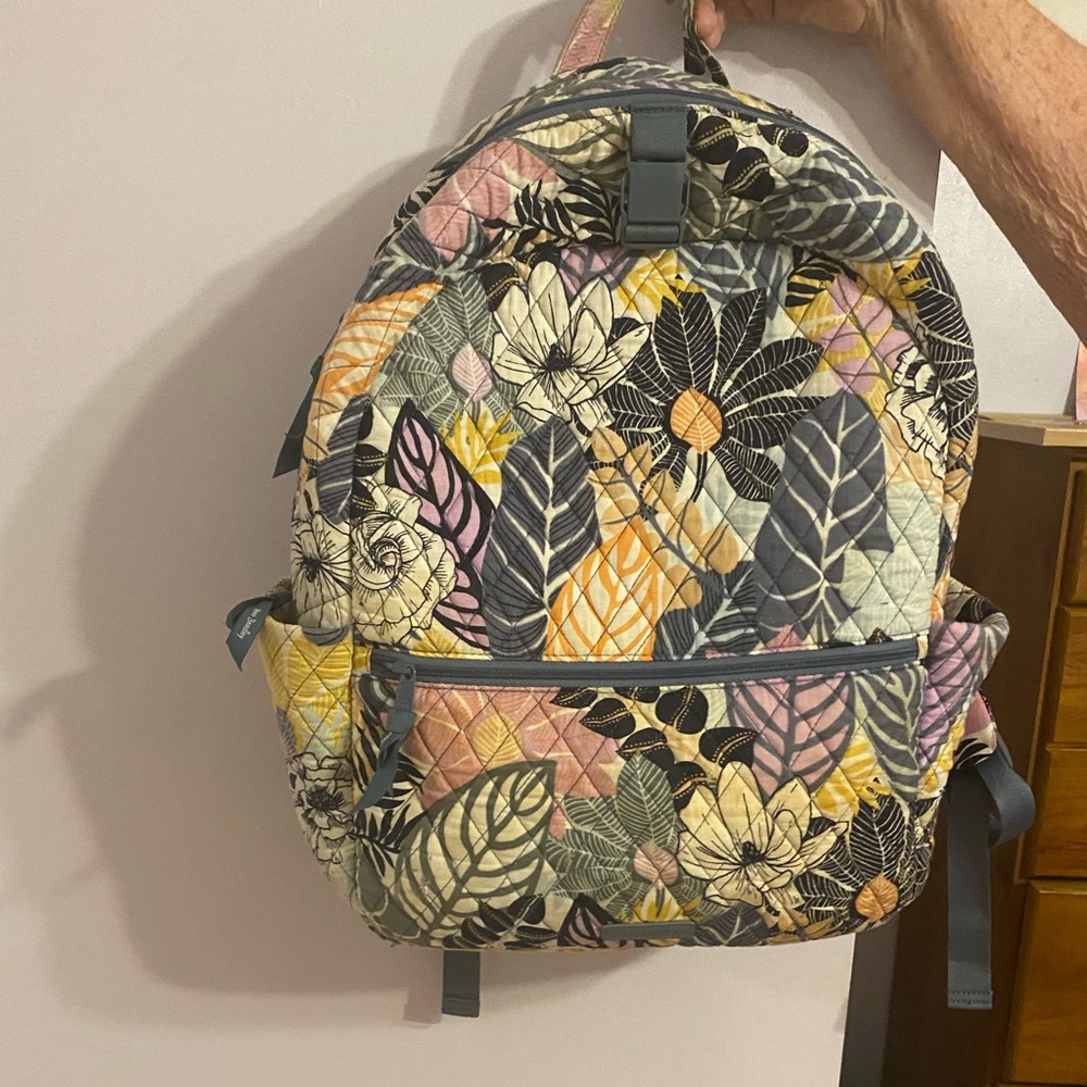 Vera Bradley Palm floral print backpack, VGUC, has small pencil marks inside